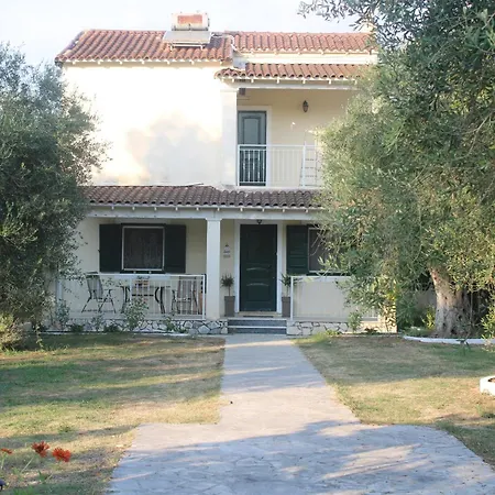 Nafsika Family House