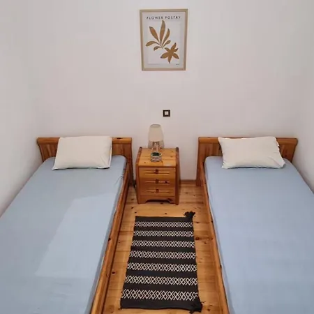 Nafsika Family House * カボス