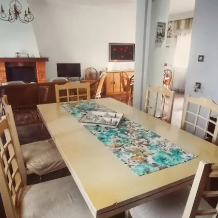Nafsika Family House