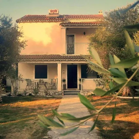 Nafsika Family House