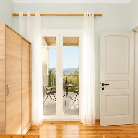 Nafsika Family House - Sea View Getaway In Corfu * Kávos