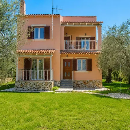 Nafsika Family House - Sea View Getaway In Corfu 卡沃斯