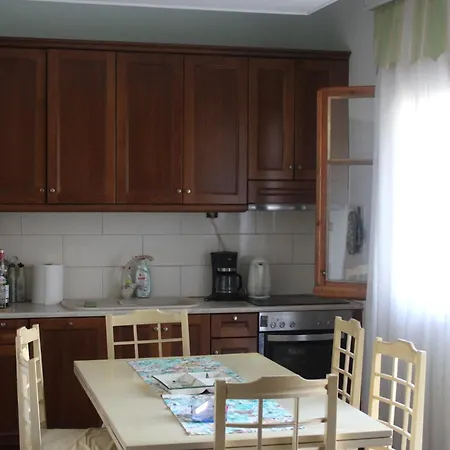 Nafsika Family House Case de vacanță *