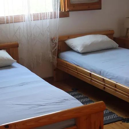 Nafsika Family House Case de vacanță