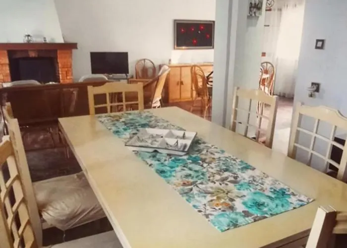 Nafsika Family House
